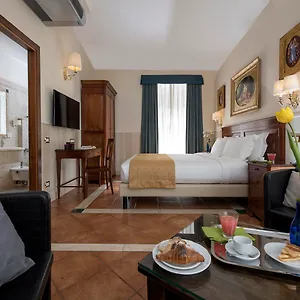 3* Hotel Des Artistes
